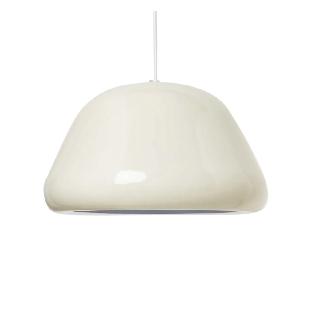 **Titre technique : Suspension lumineuse en céramique blanche, design élégant et contemporain**