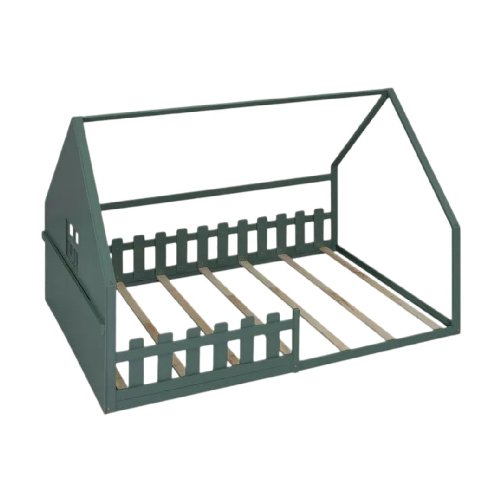 **Titre technique : Structure de lit en bois avec cadre en forme de maison**